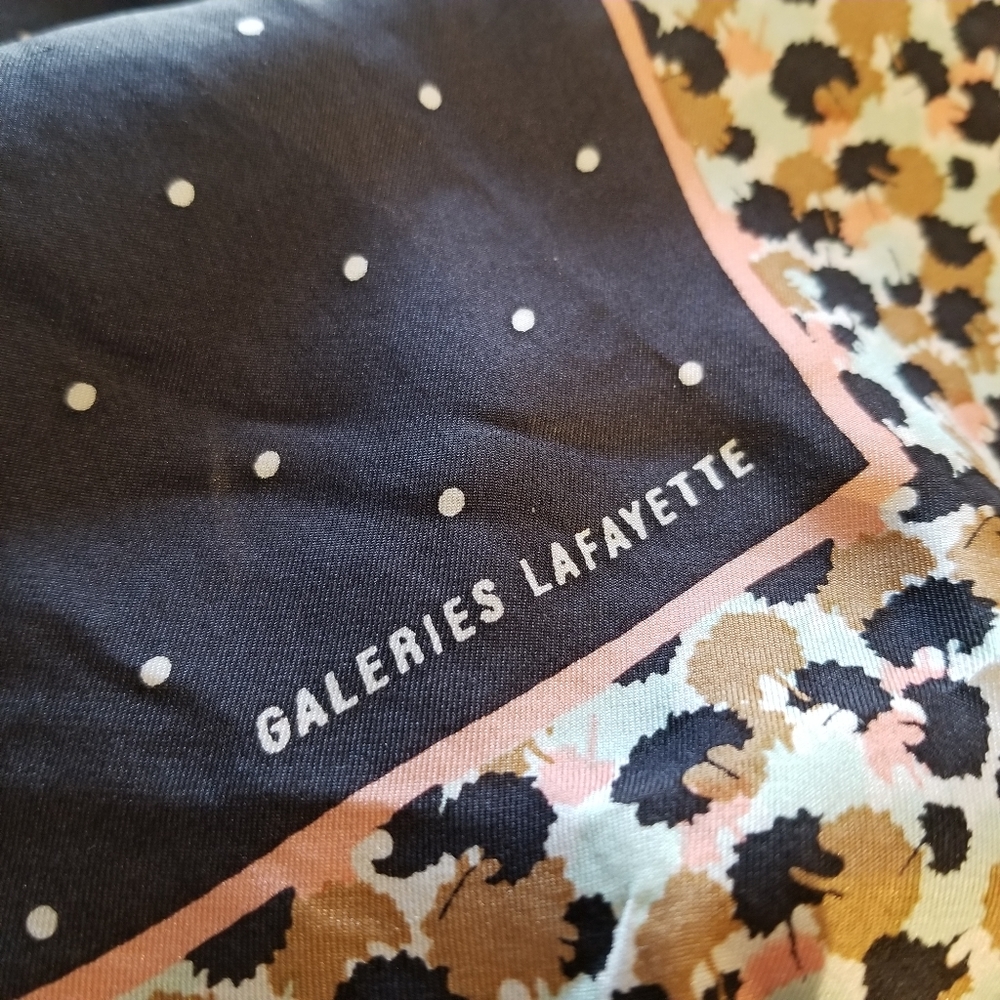 Silk scarf - Picture 2 of 5